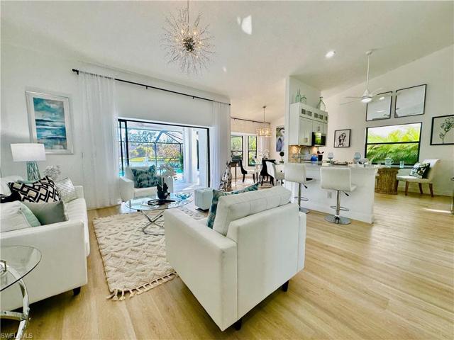 1376 Monarch CIR, NAPLES FL 34116
