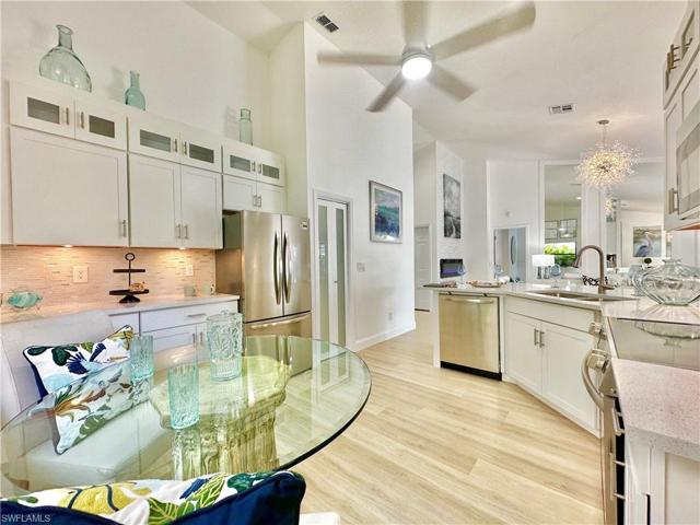 1376 Monarch CIR, NAPLES FL 34116