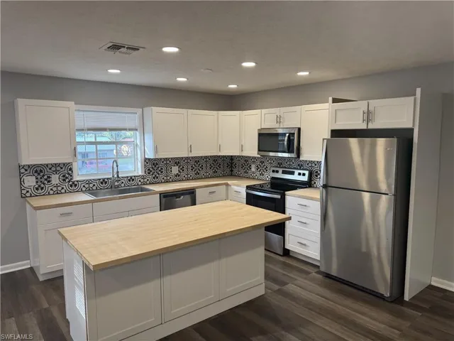 341  Central  AVE, Clewiston, FL 33440