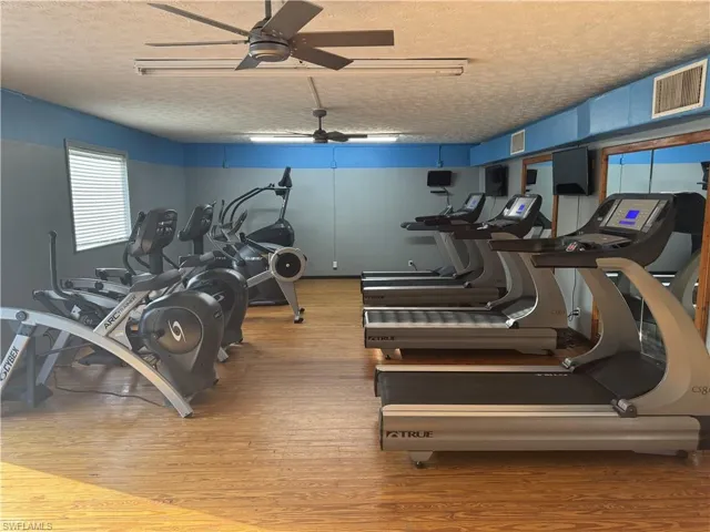 341  Central  AVE, Clewiston, FL 33440