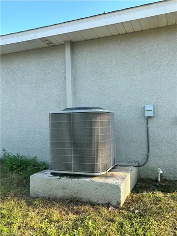 Compressor AC unit