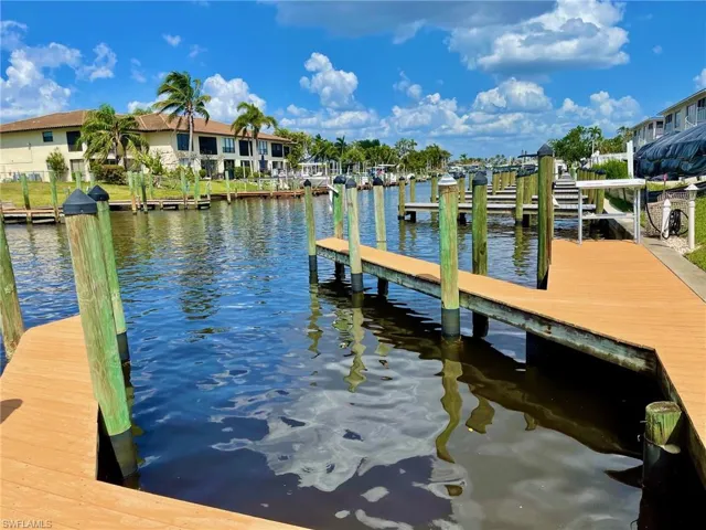 1615 Se 46th Ln # 106, Cape Coral Fl 33904