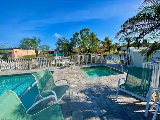 1615 Se 46th Ln # 106, Cape Coral Fl 33904