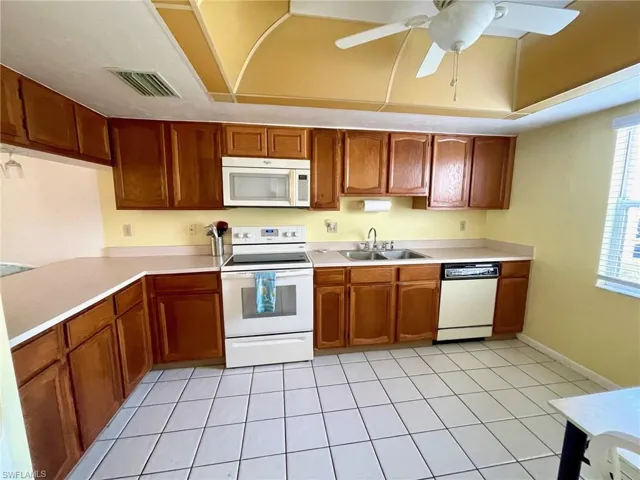 1615 Se 46th Ln # 106, Cape Coral Fl 33904