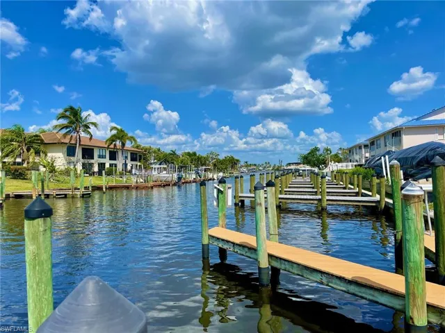 1615 Se 46th Ln # 106, Cape Coral Fl 33904