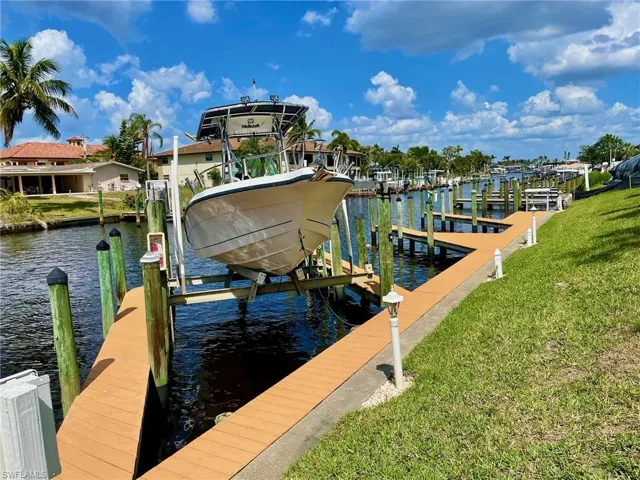1615 Se 46th Ln # 106, Cape Coral Fl 33904