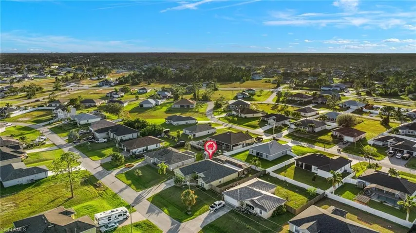 Birds eye view of property