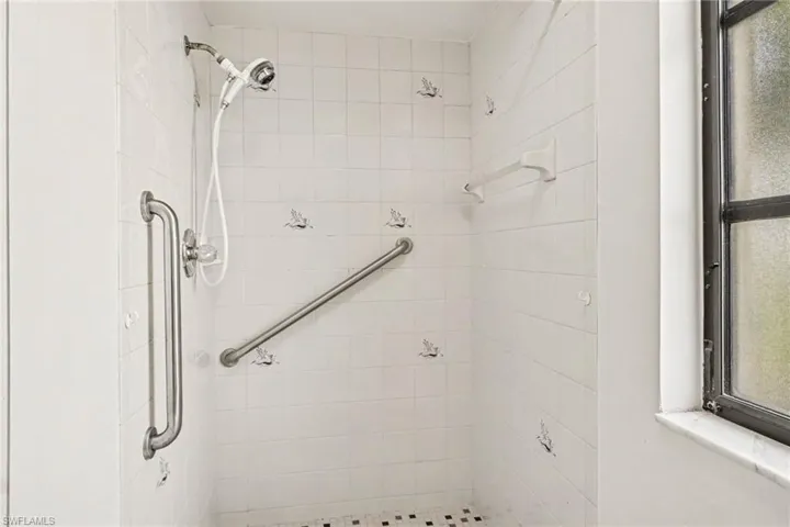 233 Se 31st St, Cape Coral, Florida 33904