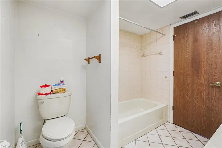 233 Se 31st St, Cape Coral, Florida 33904