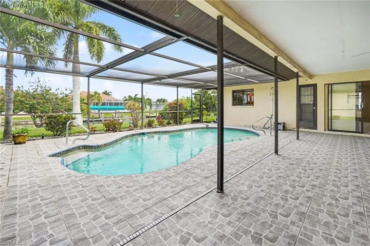233 Se 31st St, Cape Coral, Florida 33904