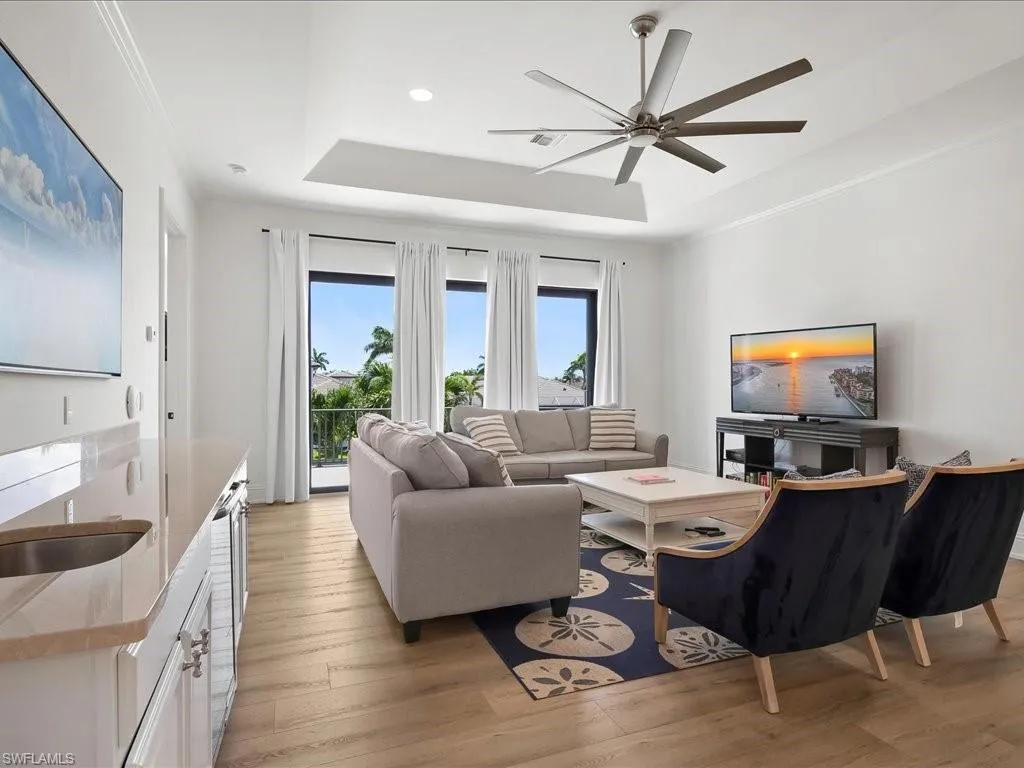 1812 Maywood CT, Marco Island, FL 34145,225062762