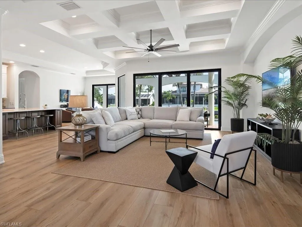 1812 Maywood CT, Marco Island, FL 34145,225062762