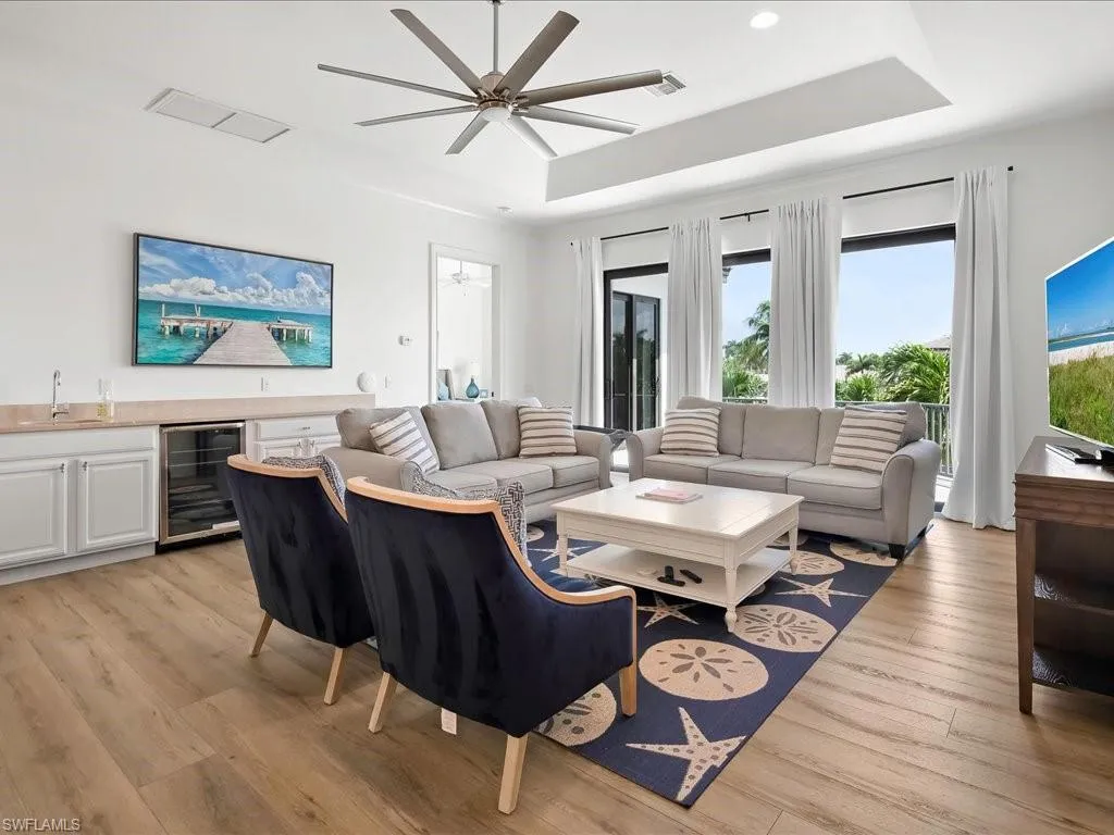 1812 Maywood CT, Marco Island, FL 34145,225062762