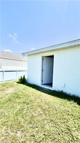 532 Nw 18th Ave, Cape Coral, Florida 33993