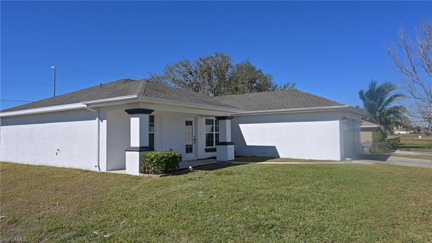 1316 NE 16th  PL, Cape Coral, FL 33909