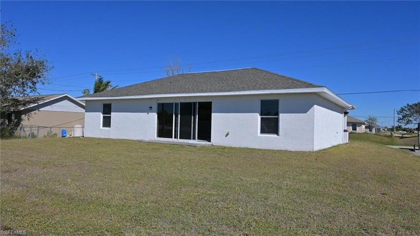 1316 NE 16th  PL, Cape Coral, FL 33909