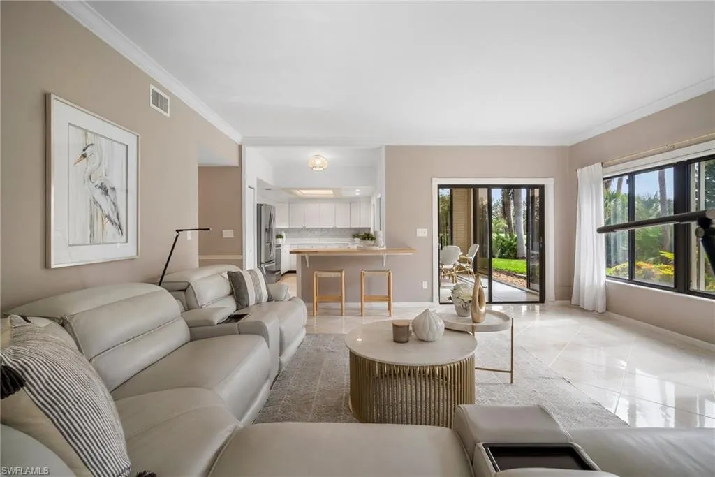 6760 Pelican Bay BLVD, Naples, FL 34108,225011323