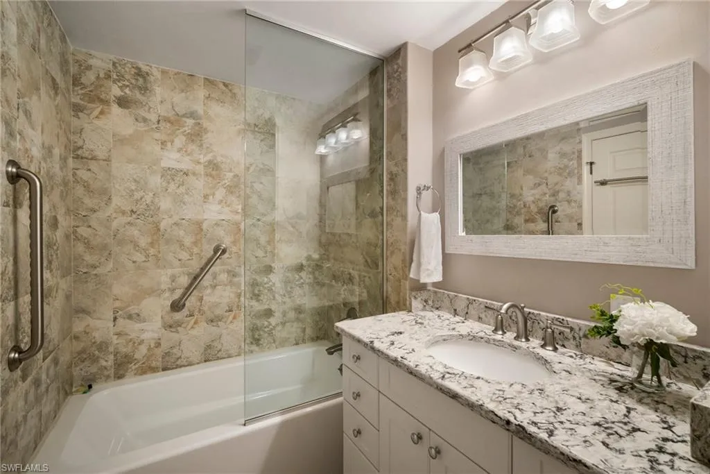 6760 Pelican Bay BLVD, Naples, FL 34108,225011323