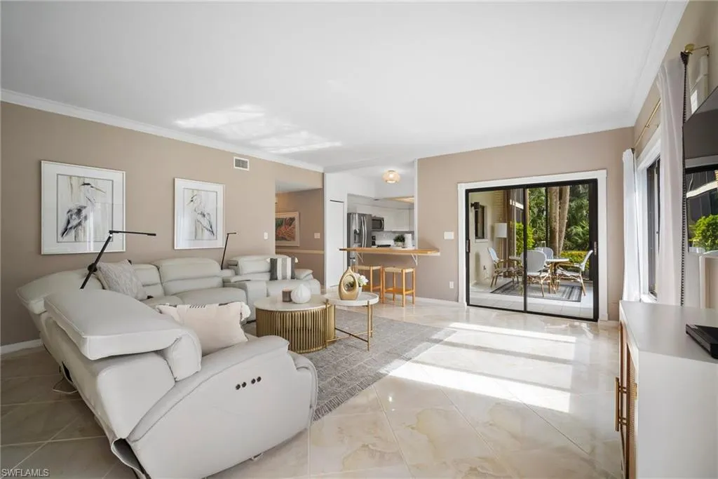 6760 Pelican Bay BLVD, Naples, FL 34108,225011323