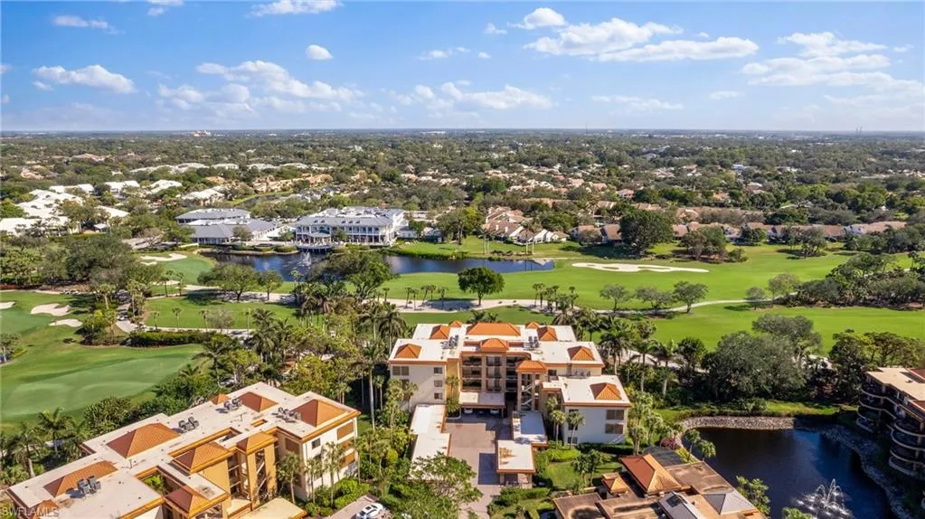 6760 Pelican Bay BLVD, Naples, FL 34108,225011323