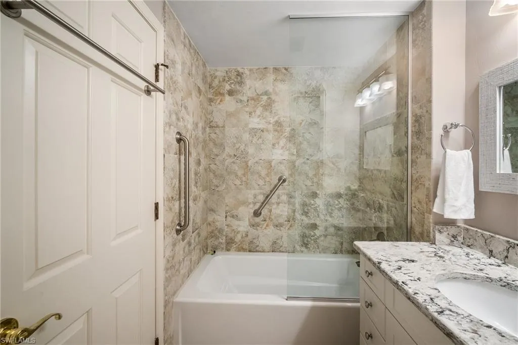 6760 Pelican Bay BLVD, Naples, FL 34108,225011323