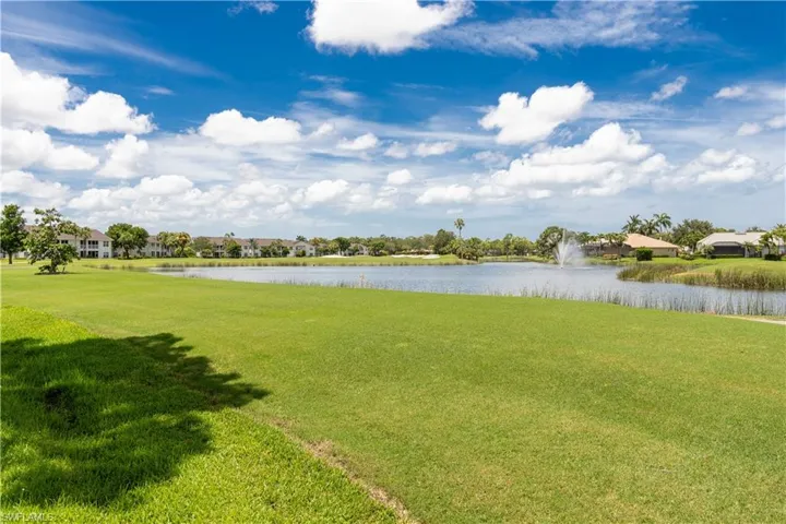 5923 Sand Wedge Ln 1906, Naples, Florida 34110
