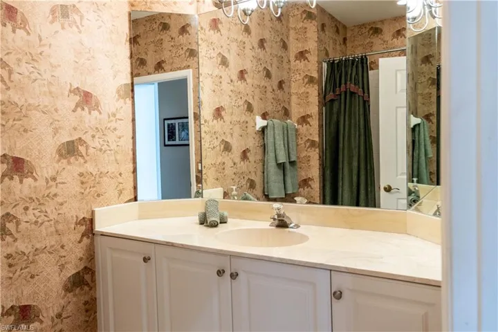 5923 Sand Wedge Ln 1906, Naples, Florida 34110