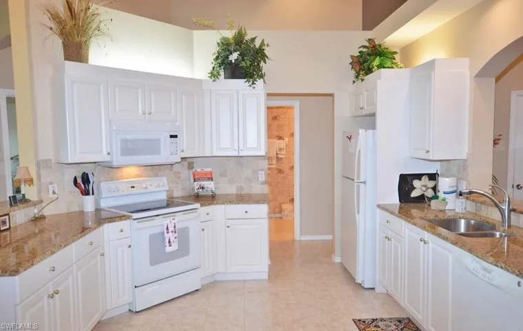 5923 Sand Wedge Ln 1906, Naples, Florida 34110