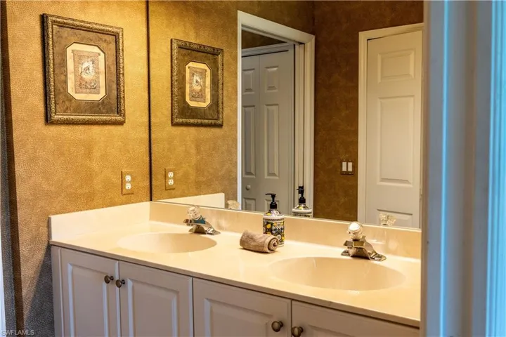 5923 Sand Wedge Ln 1906, Naples, Florida 34110