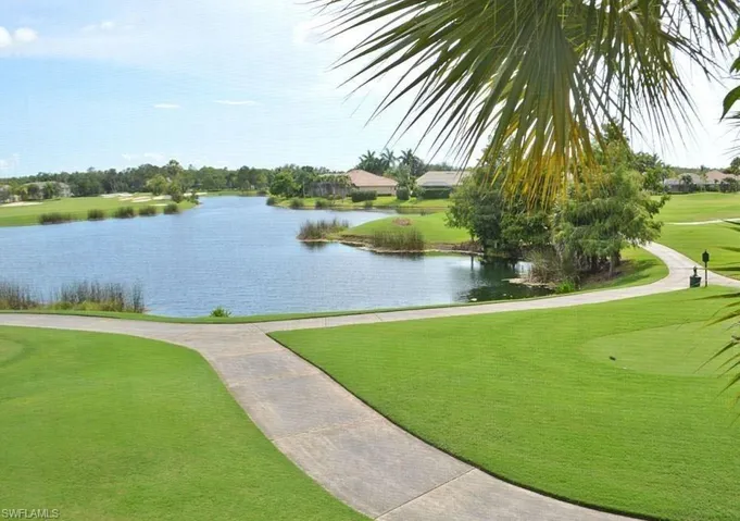 5923 Sand Wedge Ln 1906, Naples, Florida 34110