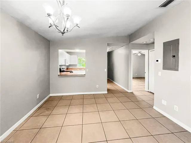 1321 Se 8th Ave 4, Cape Coral, Florida 33990