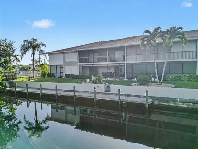4622 Sw Santa Barbara Pl 111, Cape Coral, Florida 33914