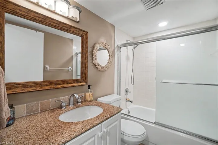 4622 Sw Santa Barbara Pl 111, Cape Coral, Florida 33914