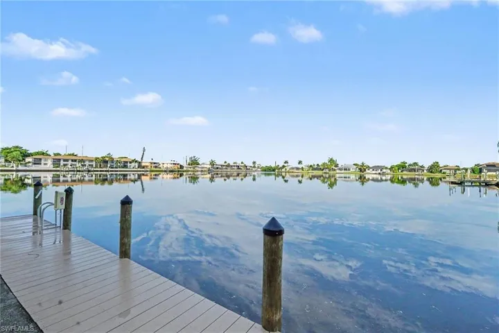 4622 Sw Santa Barbara Pl 111, Cape Coral, Florida 33914