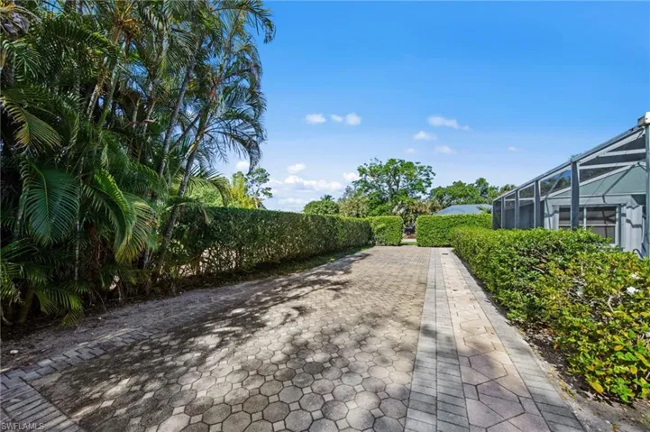 11671  Pine Hammock  CIR, Fort Myers, FL 33919