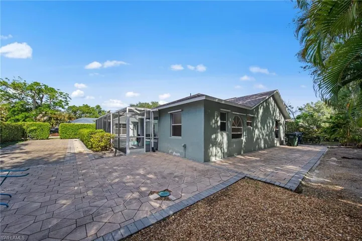 11671  Pine Hammock  CIR, Fort Myers, FL 33919
