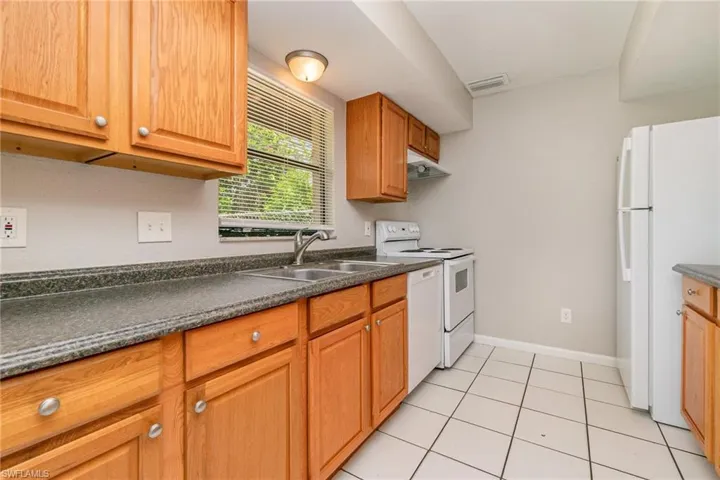17395  Dumont  DR, Fort Myers, FL 33967
