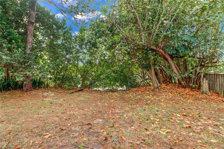 2140 Harbor Ln, Naples, Florida 34104