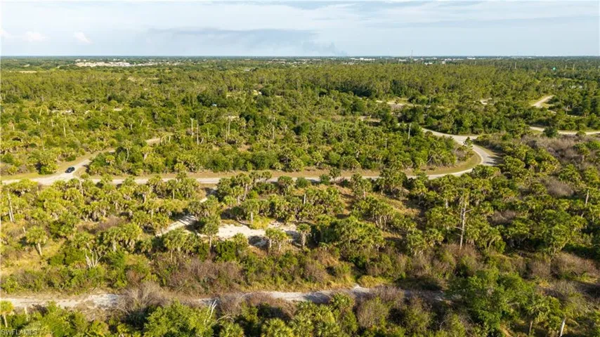 Conveniently located with EASY ACCESS to I-75, allowing quick travel NORTH to Venice, Sarasota, Tampa & Orlando or SOUTH toward Punta Gorda, Fort Myers, Bonita Springs, Naples & Marco Island.