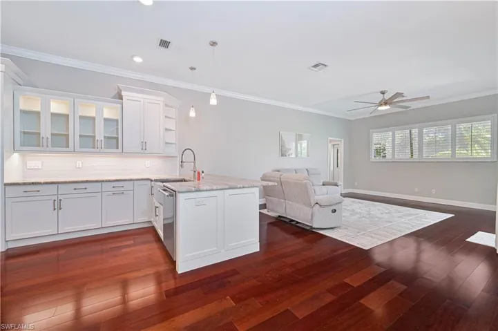 14111 Creek Ct, Fort Myers, Florida 33908