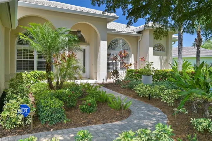 14111 Creek Ct, Fort Myers, Florida 33908