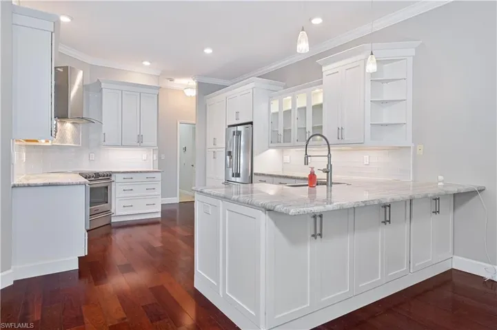 14111 Creek Ct, Fort Myers, Florida 33908