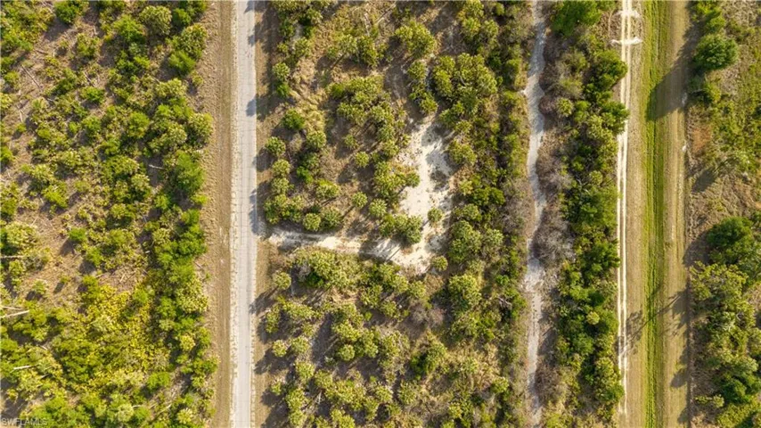 Once CLEARED, this lot is READY TO BUILD, making it easier to bring your DREAM HOME VISION to life!