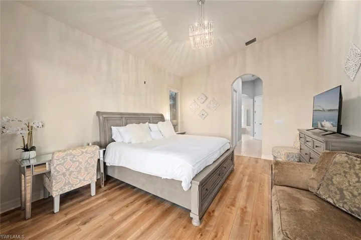 824 Birdie View Pt, Sanibel, Florida 33957
