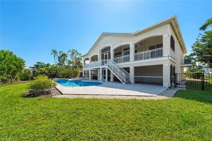 824 Birdie View Pt, Sanibel, Florida 33957