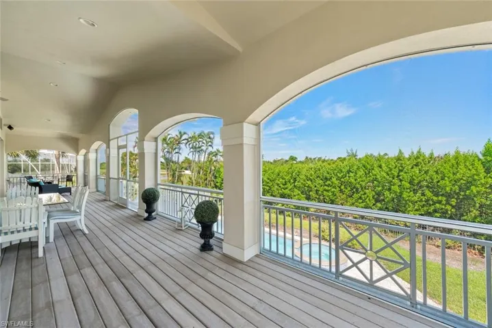 824 Birdie View Pt, Sanibel, Florida 33957