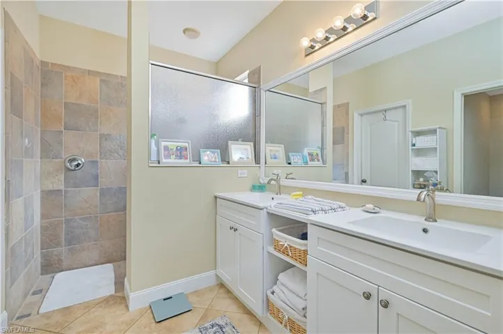 8701 Banyan Bay Blvd, Fort Myers, Florida 33908