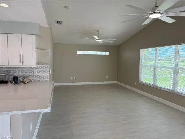 11574 Royal Tee Cir W, Cape Coral, Florida 33991