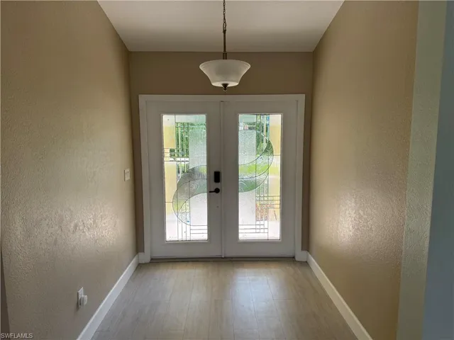 11574 Royal Tee Cir W, Cape Coral, Florida 33991