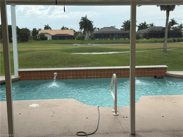 11574 Royal Tee Cir W, Cape Coral, Florida 33991